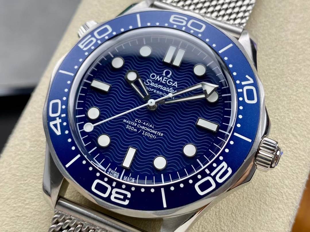 【龙腾腕表】选购VS厂复刻表需要注意什么（鉴别真伪的方法和技巧） - 小轻秀场