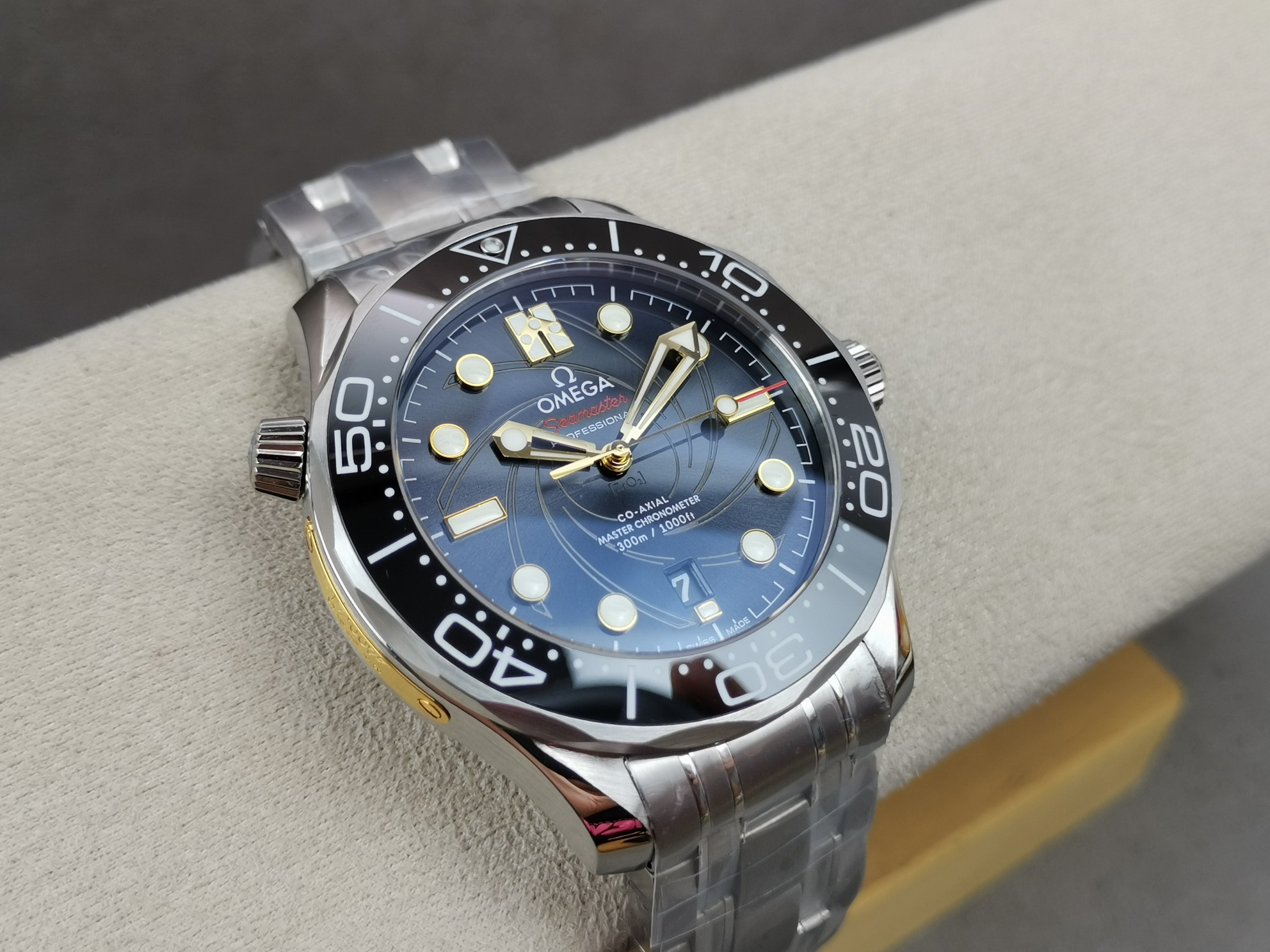 【龙腾腕表】VS厂欧米茄海马007女王密使搭配8800机芯值得入手吗? 【龙腾腕表】VS厂欧米茄海马007女王密使搭配8800机芯值得入手吗?