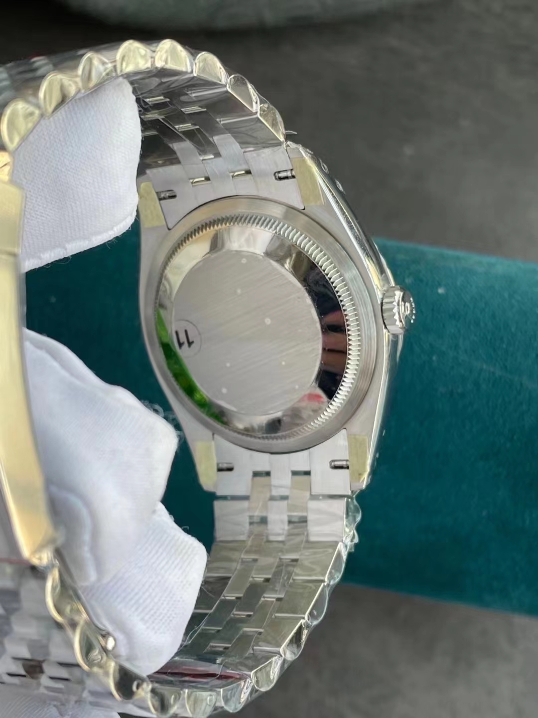 【龙腾腕表】VS厂劳力士日志狗牙圈搭配3235机芯怎么样？41尺寸与36尺寸怎么选？ - 小轻秀场